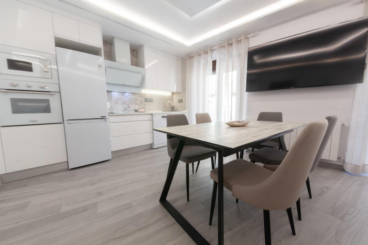 Vtar Puerta Del Sol Villa Villacarrillo Bagian luar foto